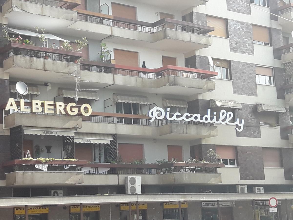 Albergo Piccadilly Medolago Exterior foto